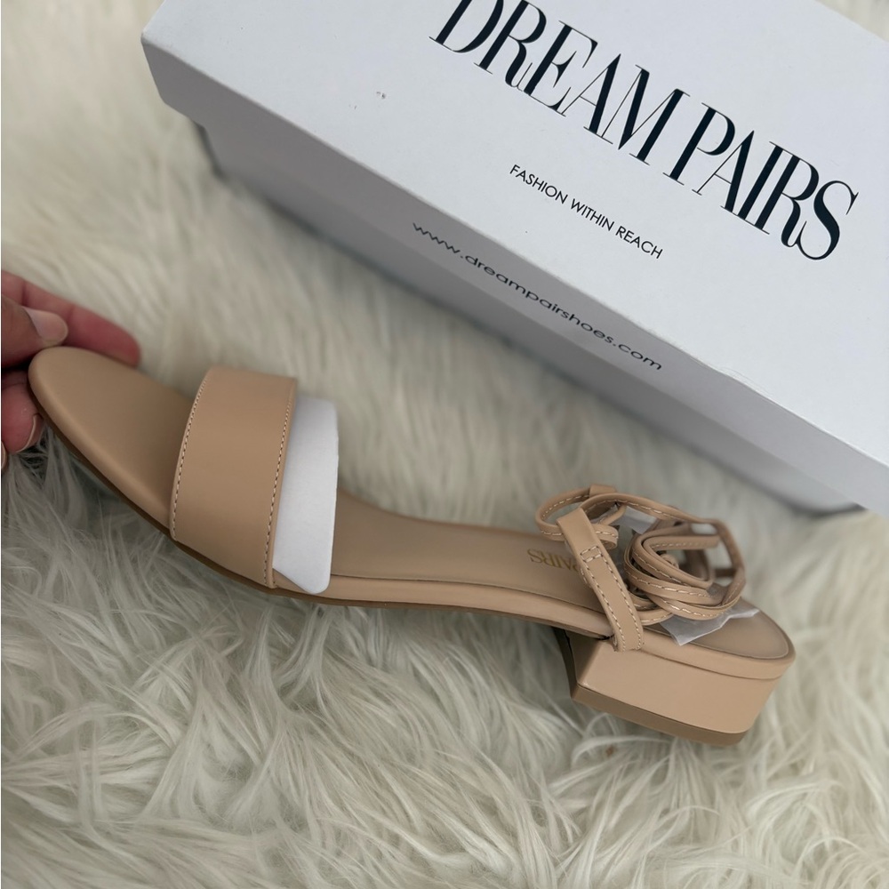 Dream Pairs Women's Tan Sandals